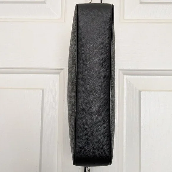 Michael Kors Jet Set Large East West Crossbody Black MK Signature . - Picture 8 of 15